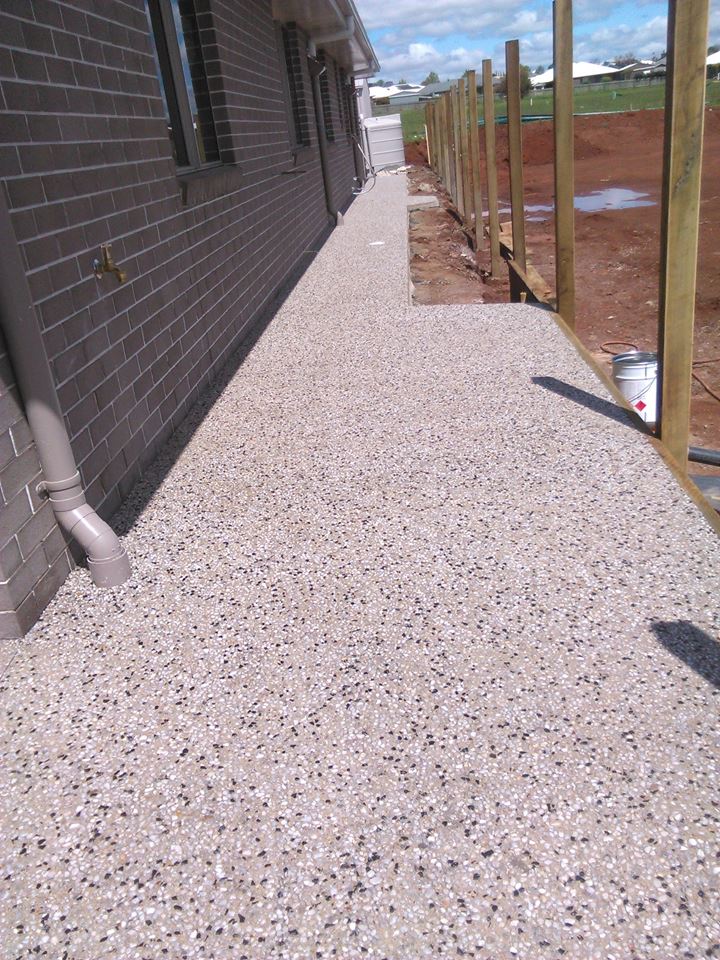 Exposed aggregate finish